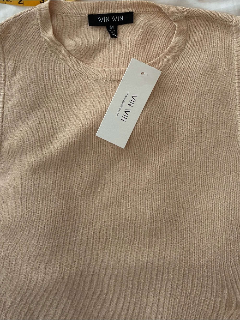 Vin Vin Women's Cream Crewneck Sleeveless Body Suit Sweater M Tan Color
